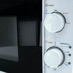 Furra me Mikrovalë VIVAX MWO-2077 20L 700W Mekanike - Figura 5